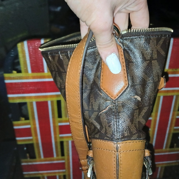 Handbag - Picture 5 of 6